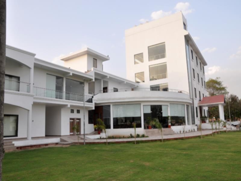 Palette - The Elegance Resort Chittorgarh Exterior photo