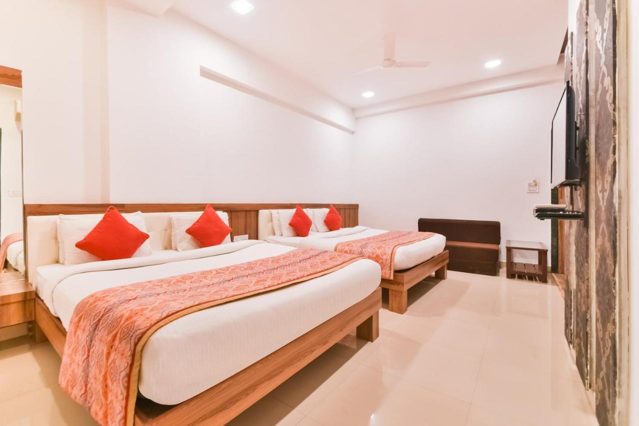 Palette - The Elegance Resort Chittorgarh Room photo