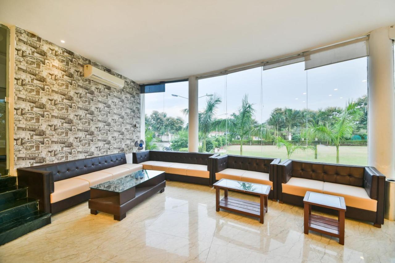 Palette - The Elegance Resort Chittorgarh Exterior photo