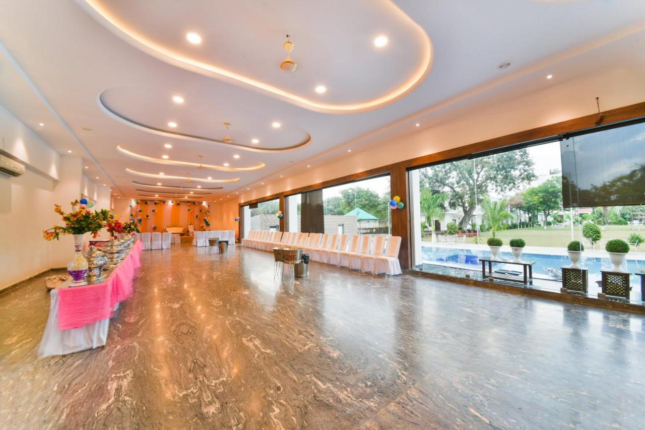 Palette - The Elegance Resort Chittorgarh Exterior photo