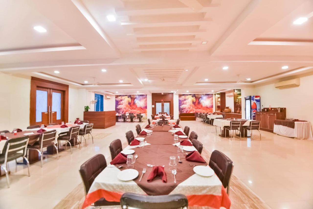 Palette - The Elegance Resort Chittorgarh Exterior photo